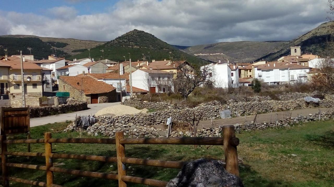 Casa Rural Del Chopo La Aliseda de Tormes Exterior foto